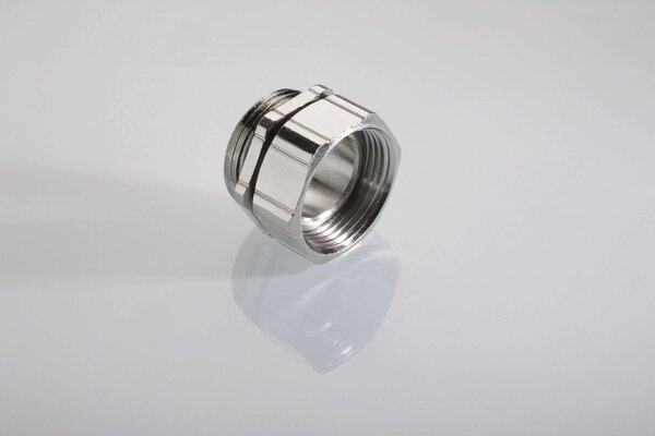 F01_43070