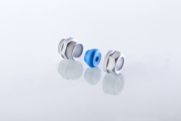 F02_110518
